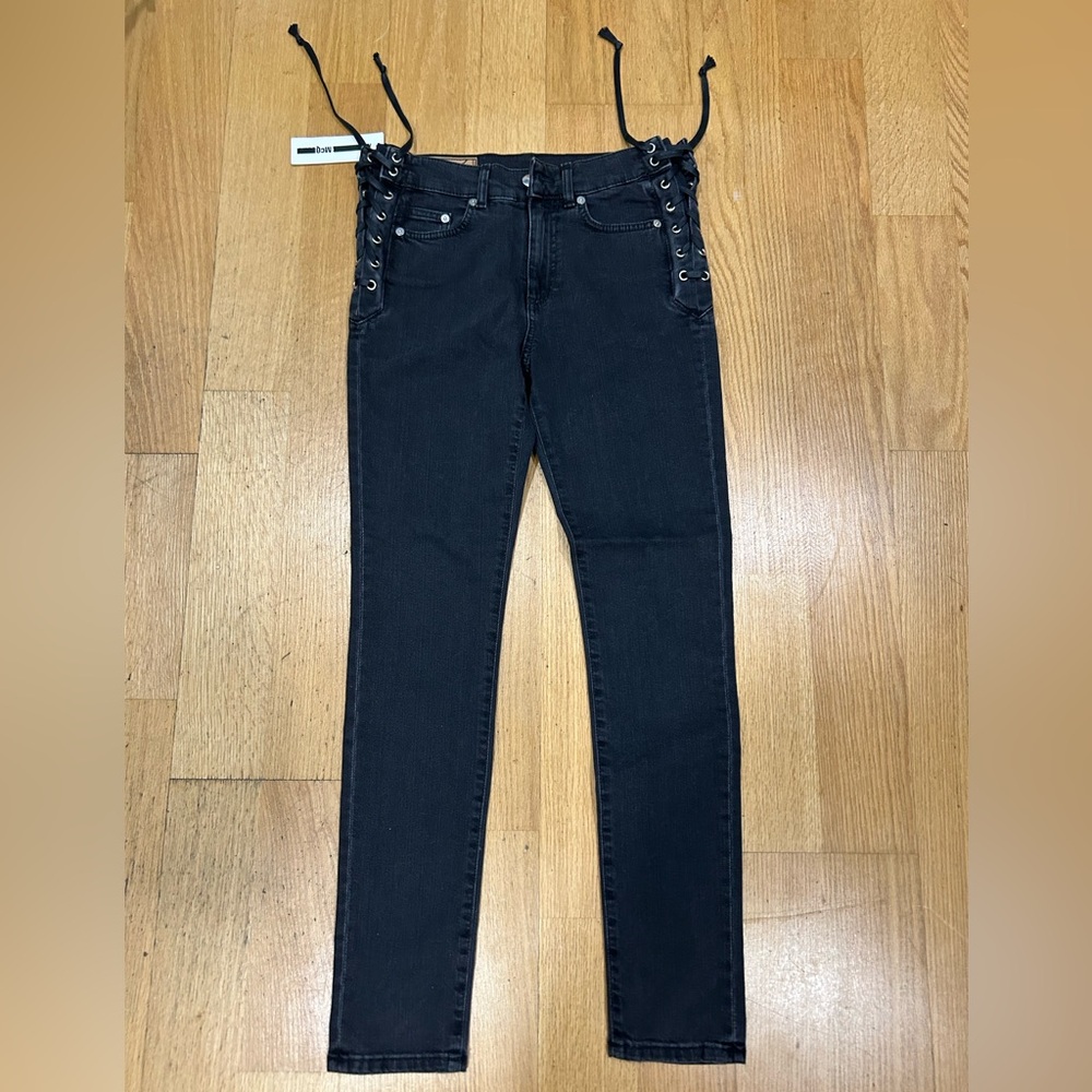 BNWT Alexander McQueen jeans size 24